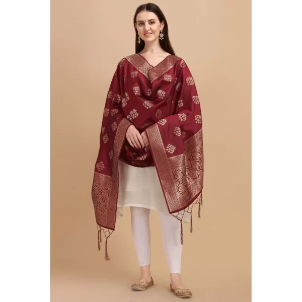 Generic Women's Silk Pure Zari weaving Duppatta (Maroon, Length: 2-2.3 Mtrs) - Image 2