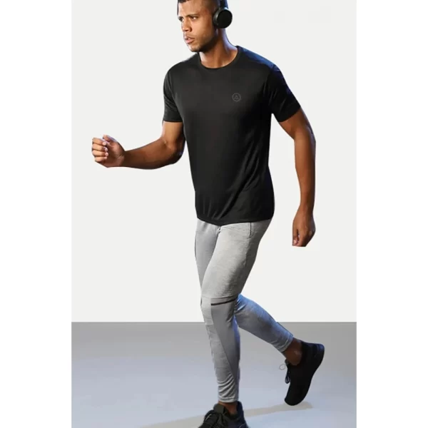 Generic Men's Casual Half sleeve Solid Polyester Crew Neck T-shirt (Black) - Image 4