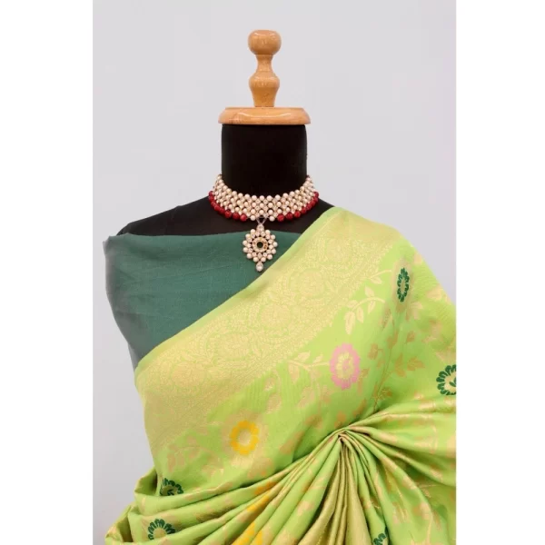Generic Women's Banarasi Printed Saree With Unstitched Blouse 5.5Mtr (Green) - Image 2